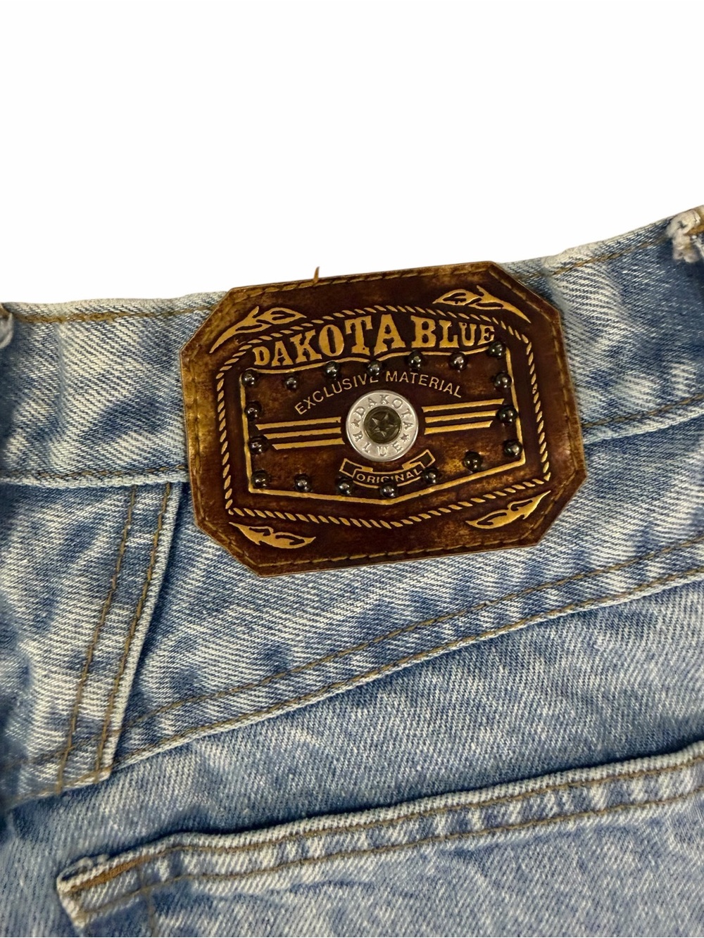 Dakota Light Wash Embellished Women's Denim Jeans And Jacket - Picture 8 of 16